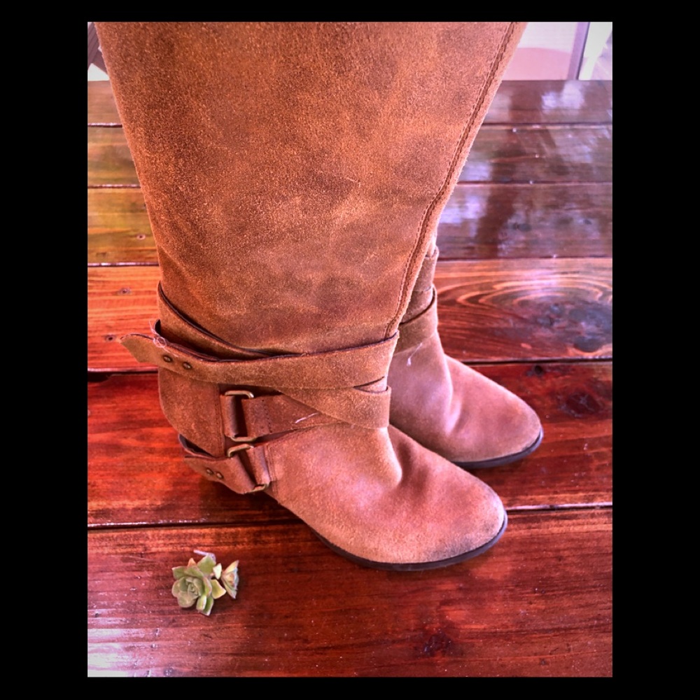 Cowboy boots 👢 😍